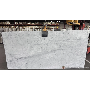 19642 - marble countertop